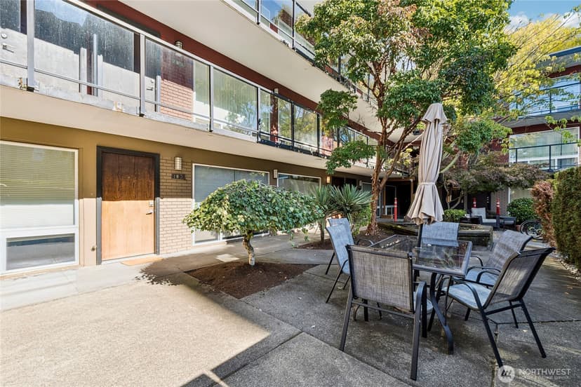 Property photo for 752 Bellevue Avenue E #204, Seattle photo 18