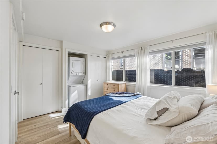 Property photo for 752 Bellevue Avenue E #204, Seattle photo 13