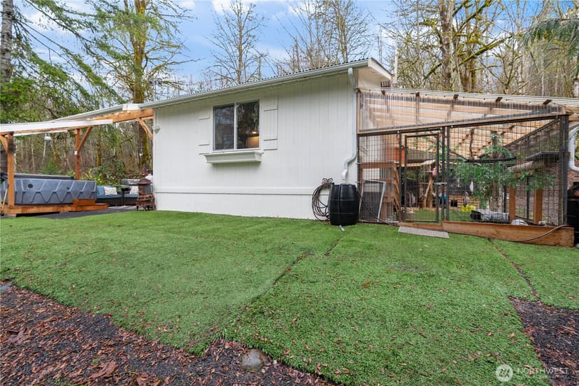 Property photo for 13620 Kelly Road NE, Duvall photo 18