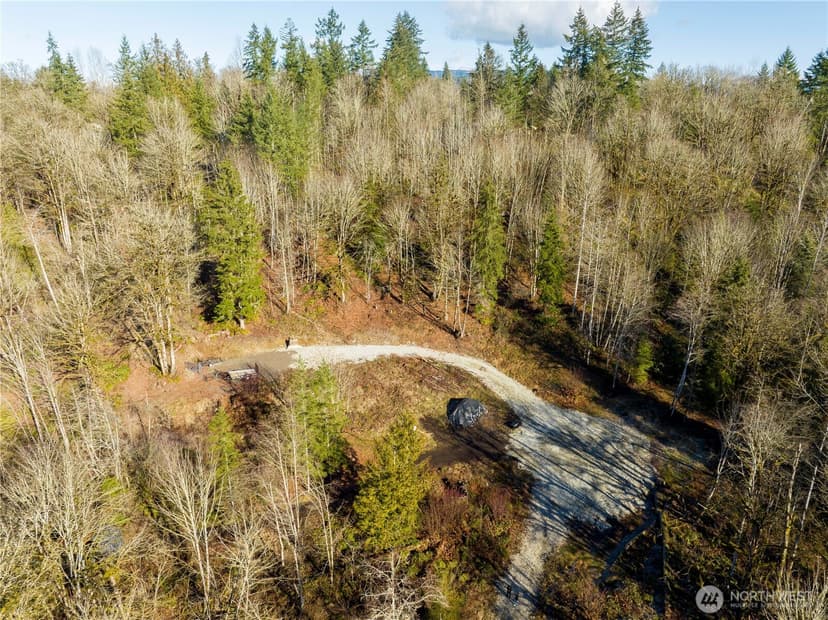 Property photo for 13620 Kelly Road NE, Duvall photo 11