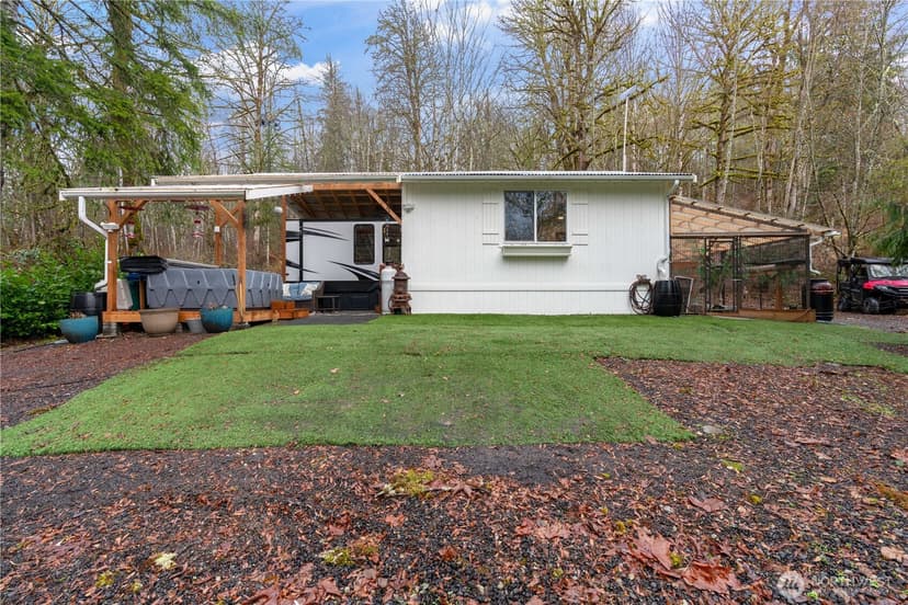 Property photo for 13620 Kelly Road NE, Duvall photo 16