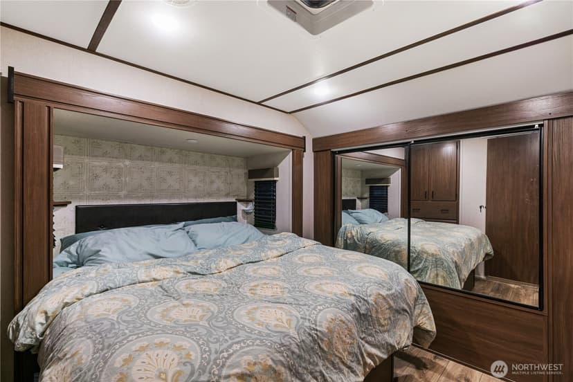Property photo for 13620 Kelly Road NE, Duvall photo 21