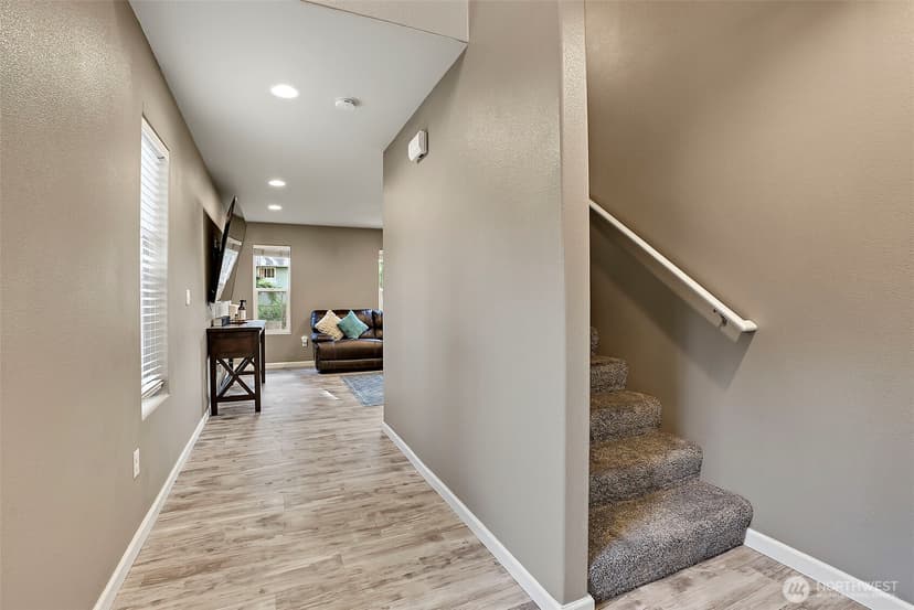 Property photo for 12914 Prairie Circle E, Bonney Lake photo 4