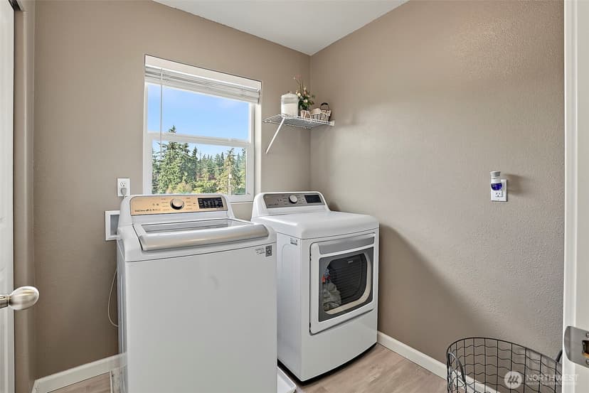 Property photo for 12914 Prairie Circle E, Bonney Lake photo 18