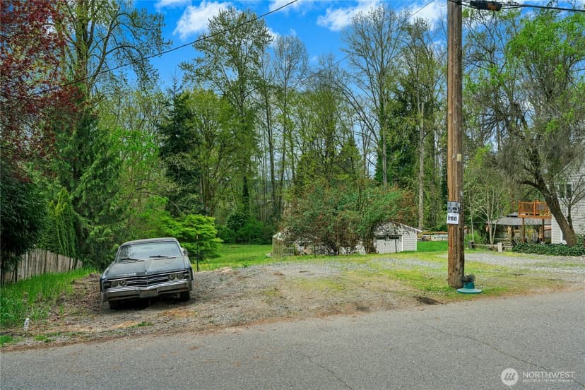 Property photo for 18005 83rd Avenue NE, Kenmore photo 6