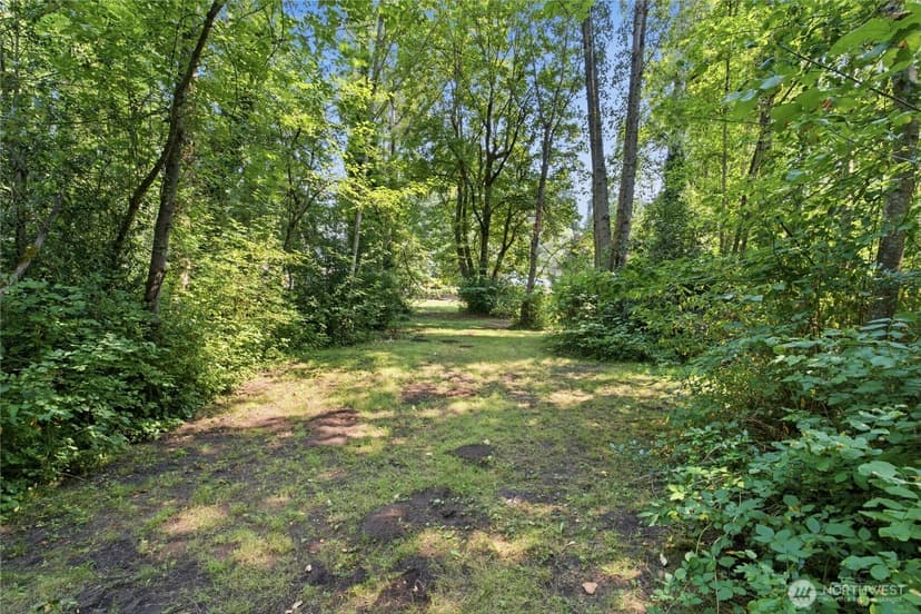 Property photo for 18005 83rd Avenue NE, Kenmore photo 24
