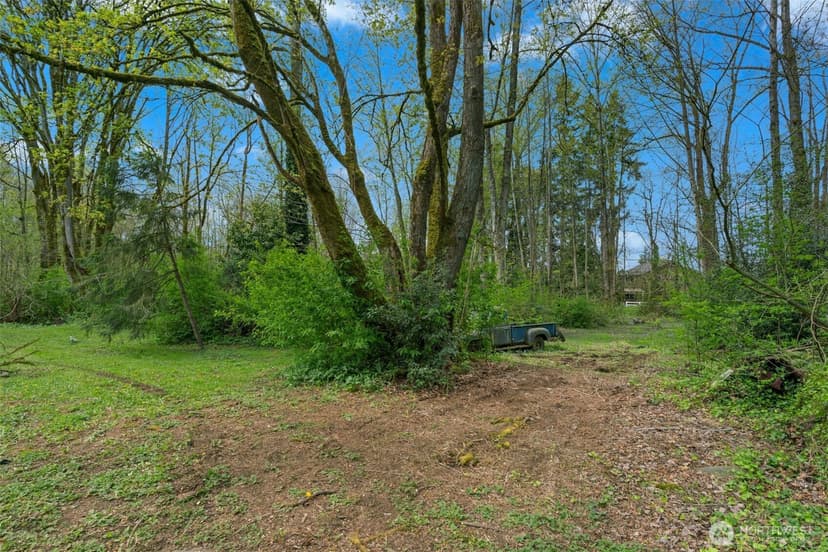 Property photo for 18005 83rd Avenue NE, Kenmore photo 9