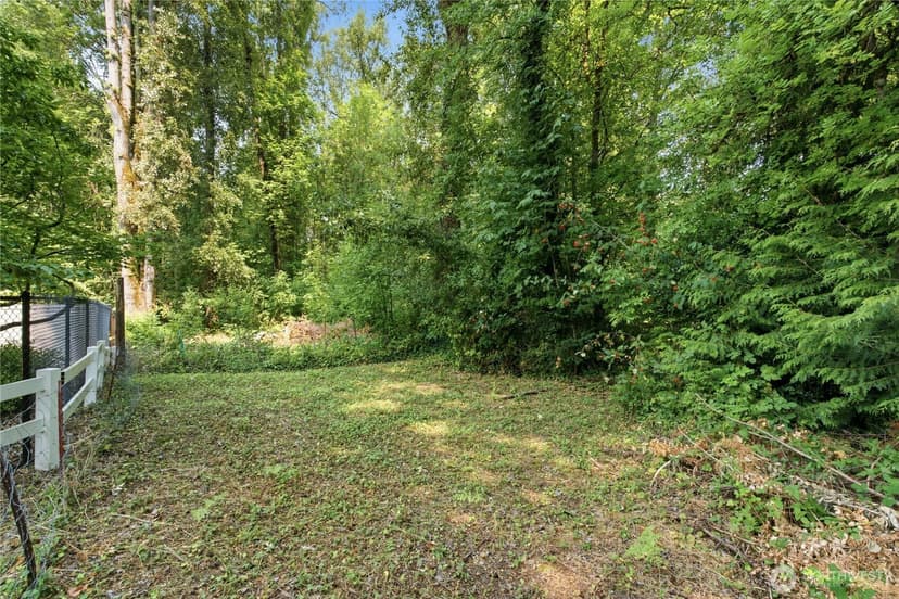 Property photo for 18005 83rd Avenue NE, Kenmore photo 35