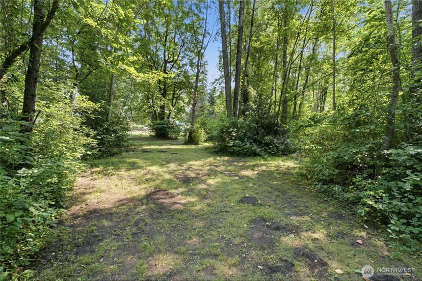 Property photo for 18005 83rd Avenue NE, Kenmore photo 22