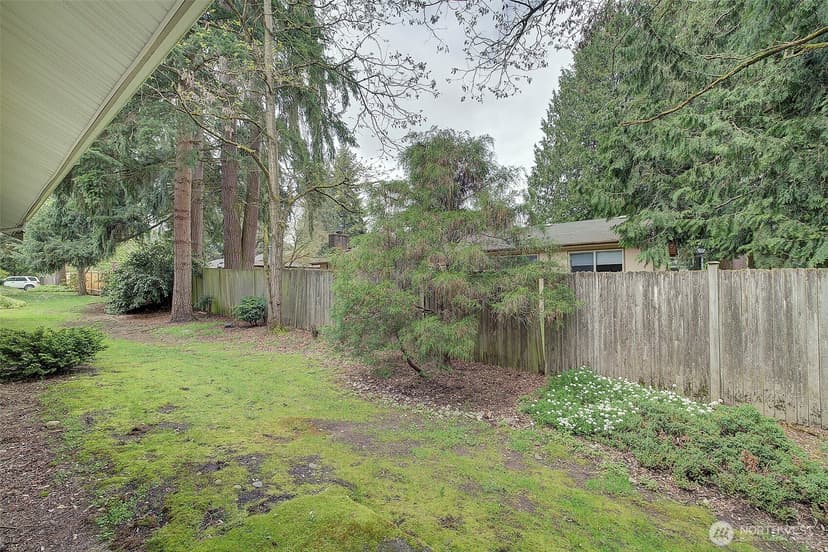 Property photo for 10248 NE 138th Place #B3, Kirkland photo 27
