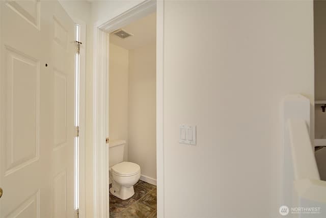 Property photo for 10248 NE 138th Place #B3, Kirkland photo 4