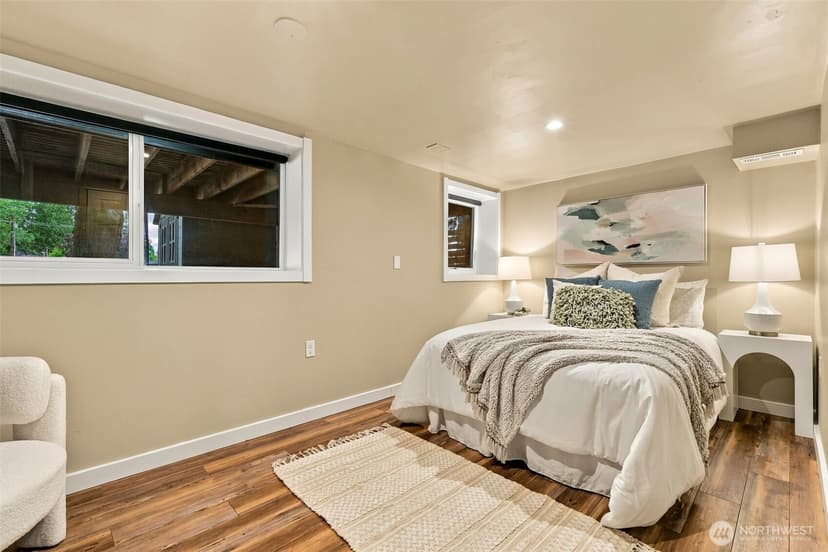 Property photo for 5503 4th Avenue NW, Seattle photo 32