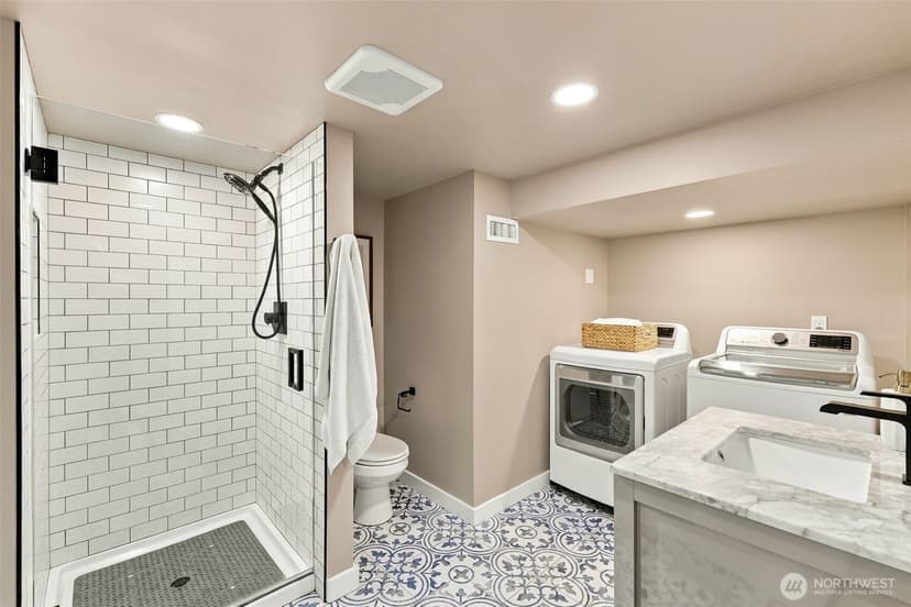 Property photo for 5503 4th Avenue NW, Seattle photo 34
