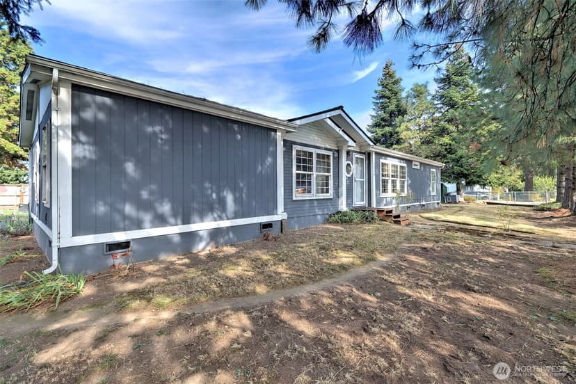 Property photo for 5218 S 144th Street, Tukwila