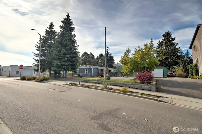 Property photo for 5218 S 144th Street, Tukwila photo 32