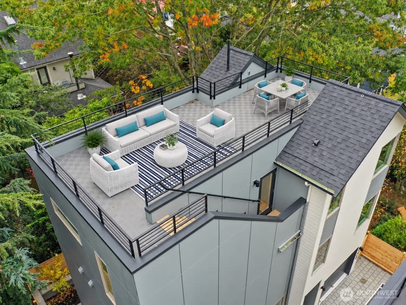 Property photo for 309 NW 52nd Street, Seattle photo 14