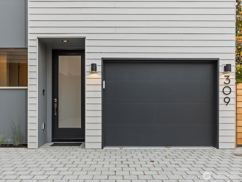 Property photo for 309 NW 52nd Street, Seattle photo 23