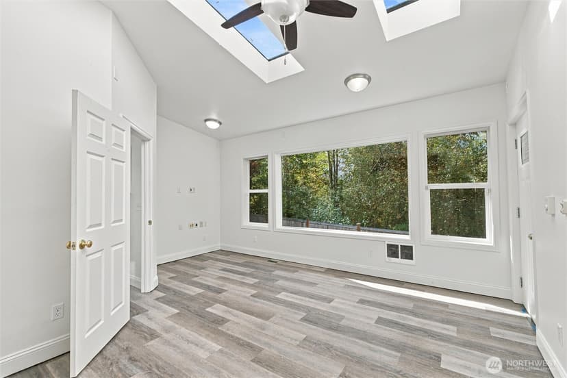 Property photo for 189 241st Place SE, Sammamish photo 23