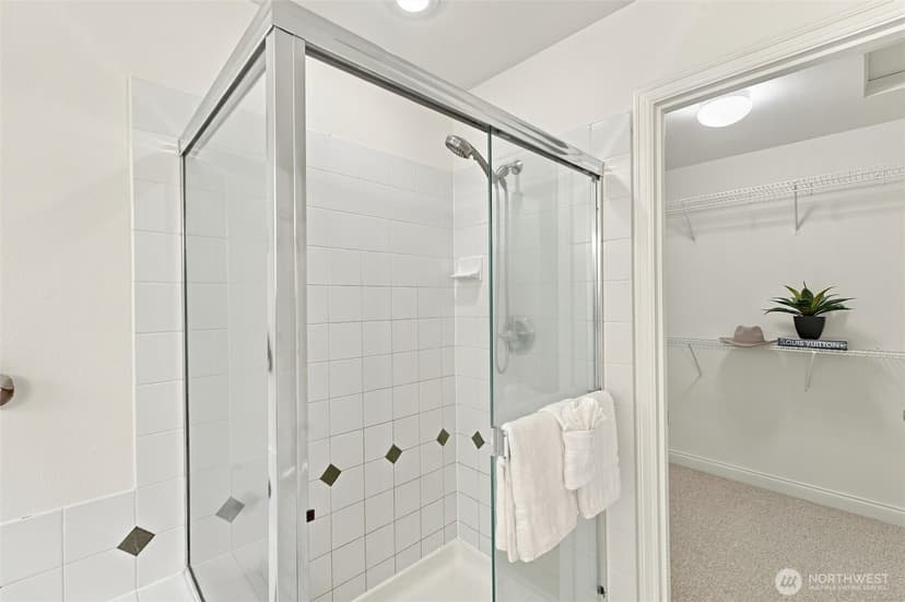 Property photo for 189 241st Place SE, Sammamish photo 31