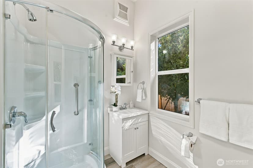 Property photo for 189 241st Place SE, Sammamish photo 24