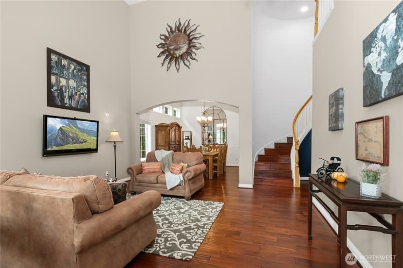 Property photo for 12168 Wilmington Way, Mukilteo photo 3