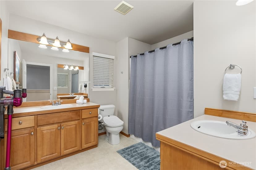 Property photo for 12168 Wilmington Way, Mukilteo photo 24