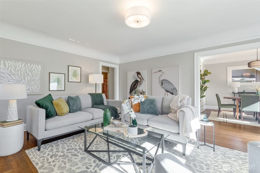 Property photo for 2102 S Spokane Street, Seattle photo 5