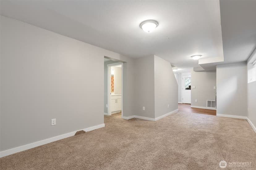 Property photo for 2102 S Spokane Street, Seattle photo 23
