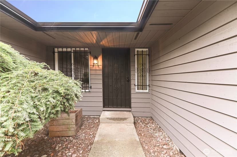 Property photo for 17926 43rd Avenue NW, Stanwood photo 4