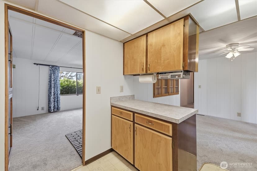 Property photo for 15702 SE 128th Street, Renton photo 8