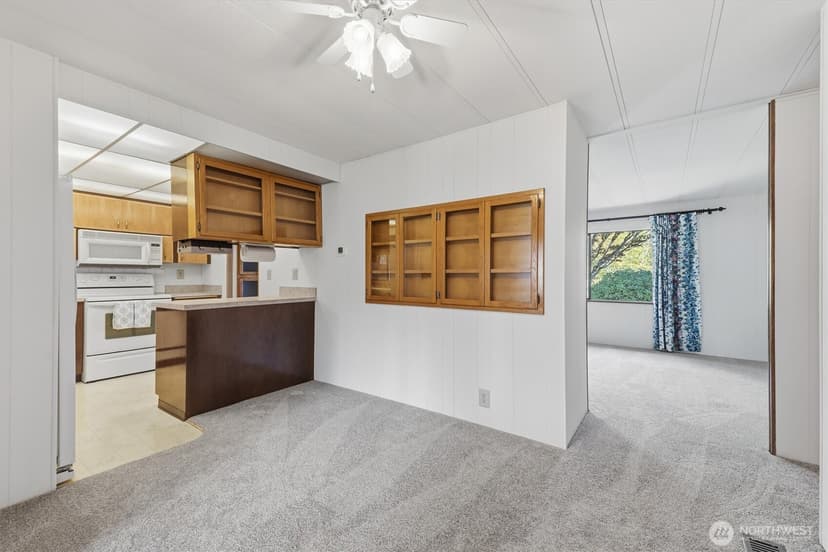 Property photo for 15702 SE 128th Street, Renton photo 6