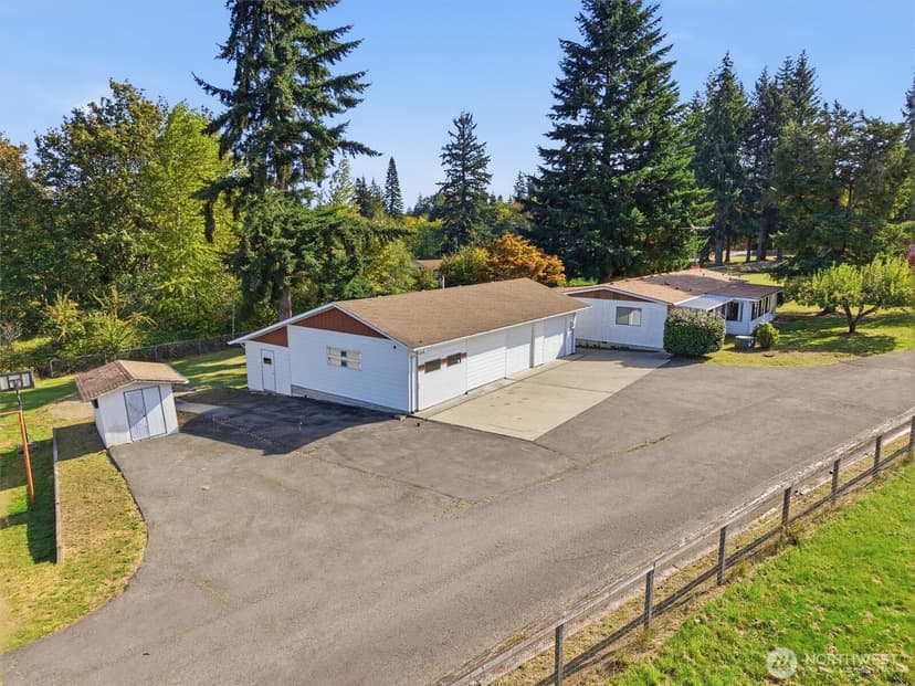 Property photo for 15702 SE 128th Street, Renton photo 2