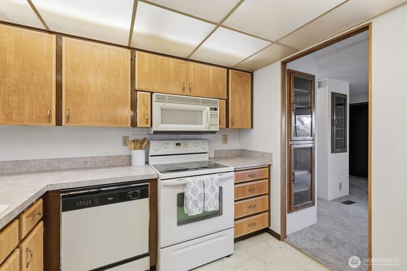 Property photo for 15702 SE 128th Street, Renton photo 7