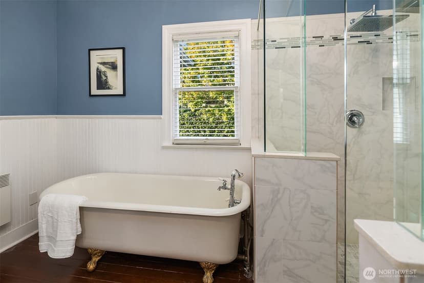 Property photo for 726 12th Avenue E, Seattle photo 23