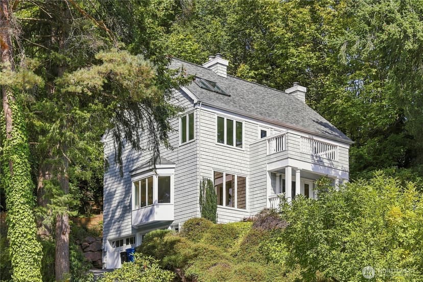 Property photo for 8239 E Mercer Way, Mercer Island