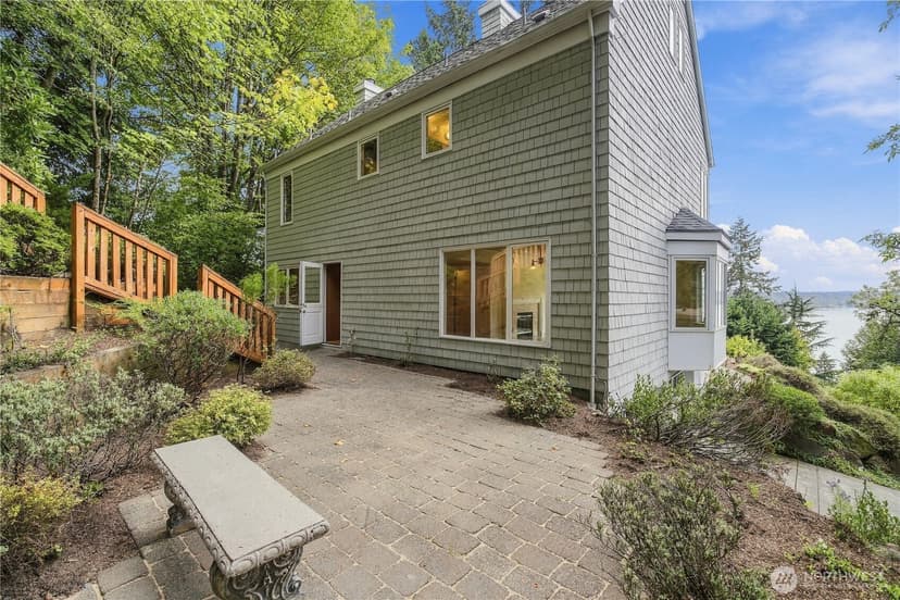 Property photo for 8239 E Mercer Way, Mercer Island photo 16