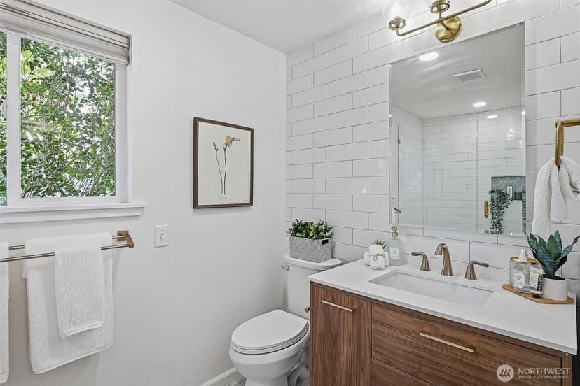 Property photo for 1040 S 295th Place, Federal Way photo 26