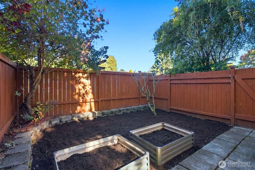 Property photo for 337 N 105th Street #A, Seattle photo 10