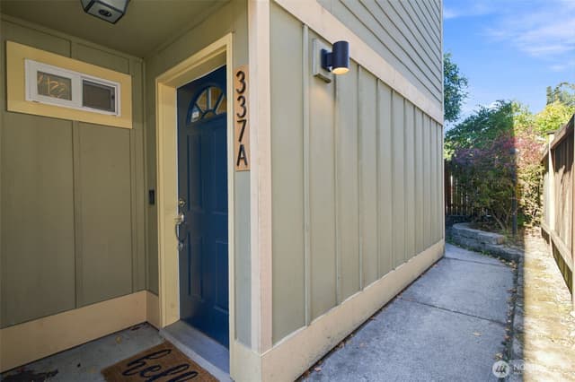 Property photo for 337 N 105th Street #A, Seattle photo 5