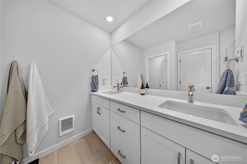 Property photo for 2123 N 148th St #A, Shoreline photo 28