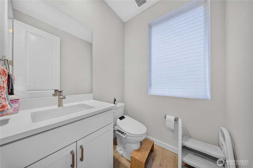 Property photo for 2123 N 148th St #A, Shoreline photo 23