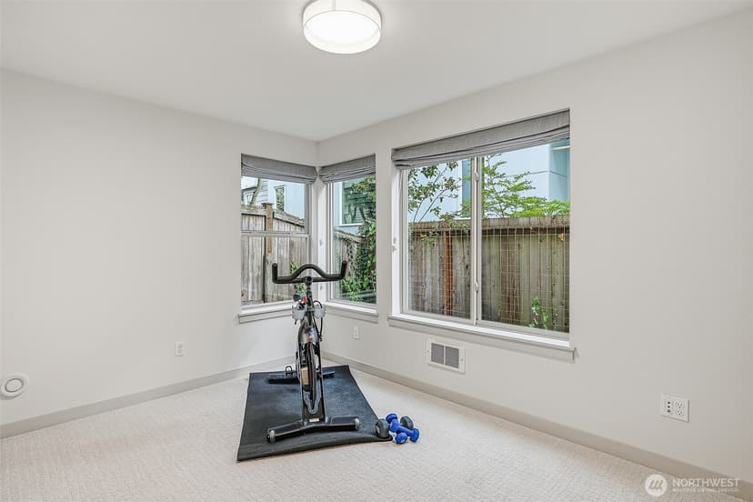 Property photo for 4314 Whitman Avenue N #B, Seattle photo 27