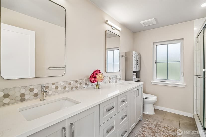 Property photo for 7000 32nd Avenue NW #C, Seattle photo 11
