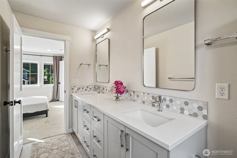 Property photo for 7000 32nd Avenue NW #C, Seattle photo 13