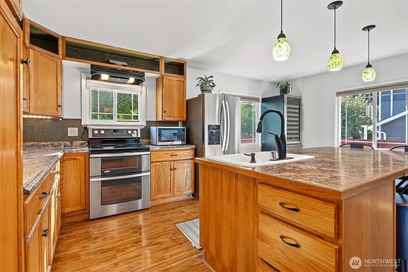 Property photo for 24116 52nd Avenue W, Mountlake Terrace photo 9