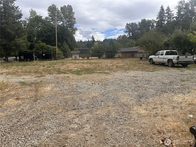Property photo for 15408 SE Jones Road, Renton photo 11