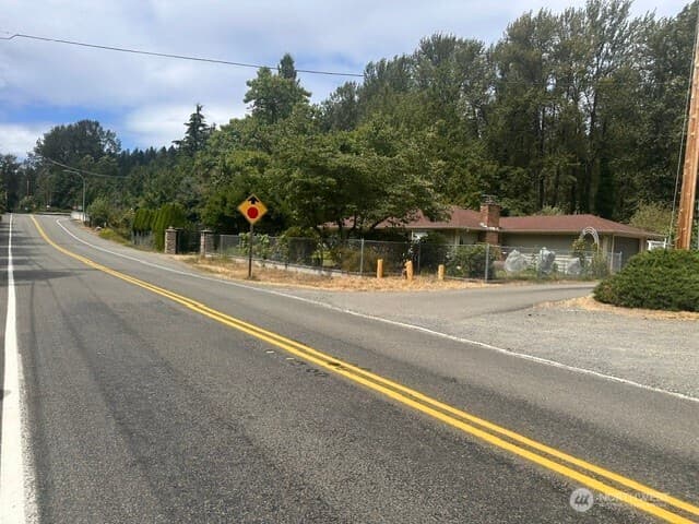 Property photo for 15408 SE Jones Road, Renton photo 5