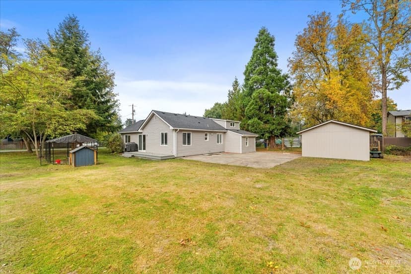 Property photo for 9719 9th Avenue E, Tacoma photo 8