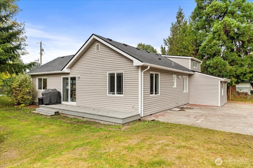 Property photo for 9719 9th Avenue E, Tacoma photo 9
