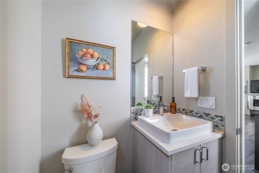 Property photo for 6211 9th Avenue NE #A, Seattle photo 20